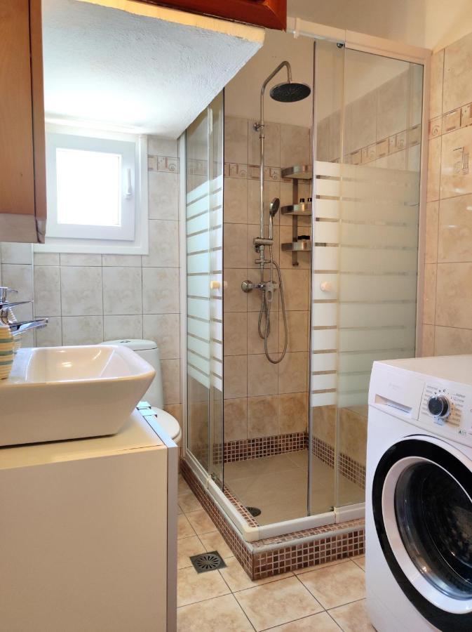 Apartament Sea Breeze Néoi Epivátai